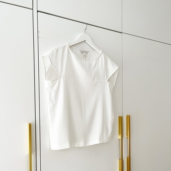 BNWOT Club Monaco blouse - Picture 5 of 7